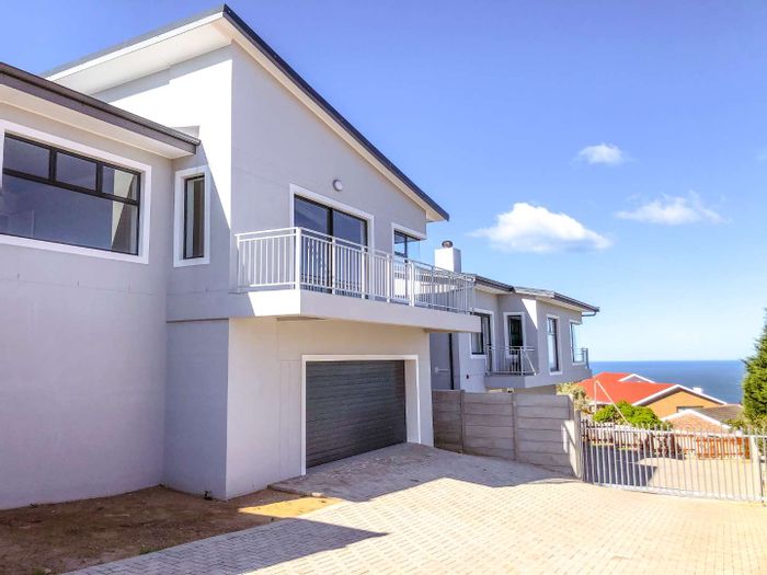 For Sale: House in Dana Bay with ocean views, built-in braai, and double garage.