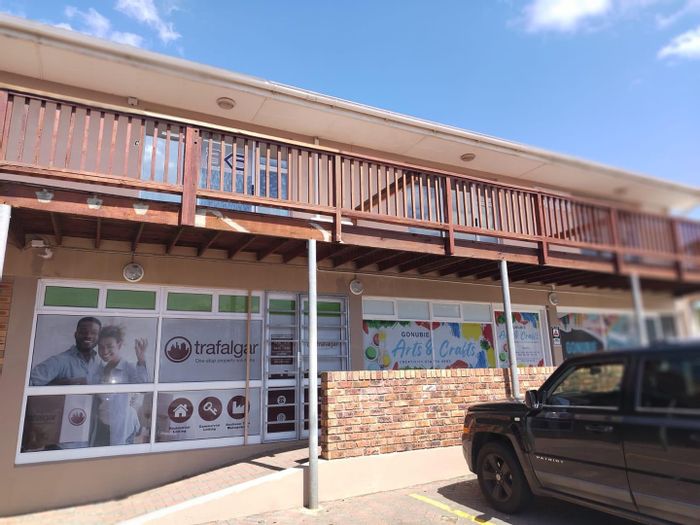 Gonubie Office To Rent: 32sqm space ideal for professionals, perfect for business operations.