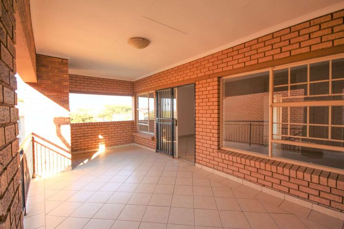 Hazeldean Apartment To Rent: 2-bed, pool, braai areas, secure access, no loadshedding.