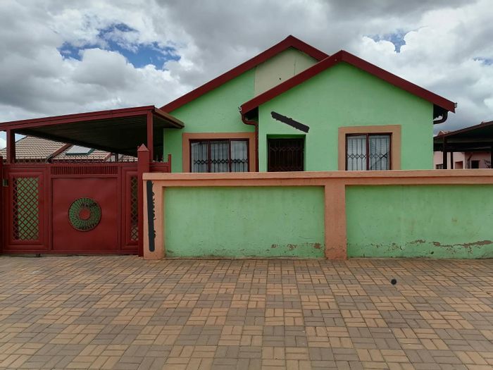 Two-bedroom house in Soshanguve East, for sale with low-maintenance yard.