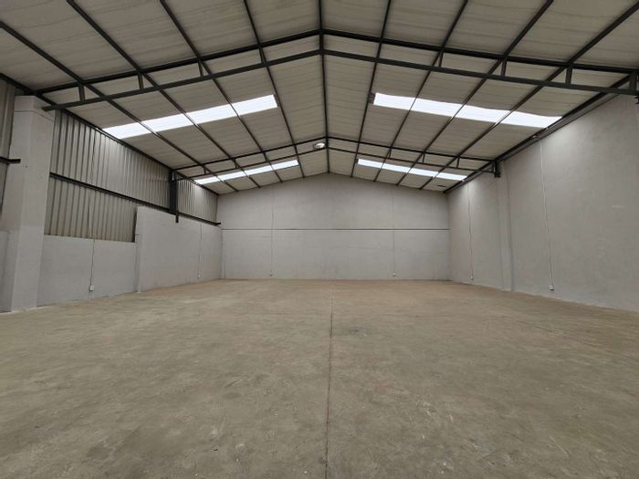 Industrial warehouse to rent in Cosmo Business Park with 24-hour security and ample parking.