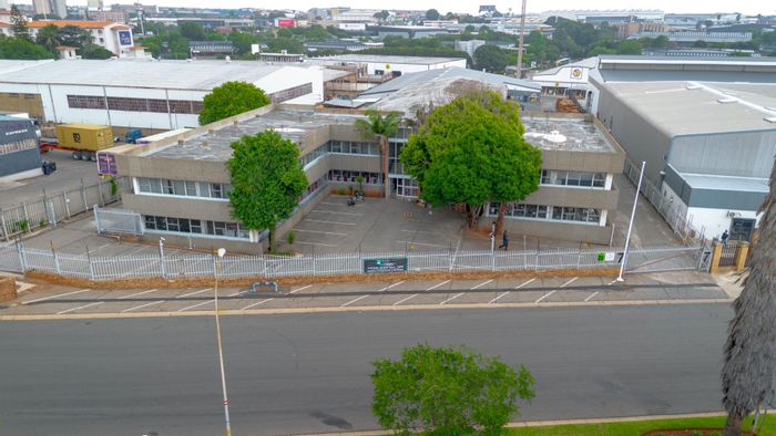 Isando Industrial Property For Sale: 2,432 m² with dual access, workshops, offices.