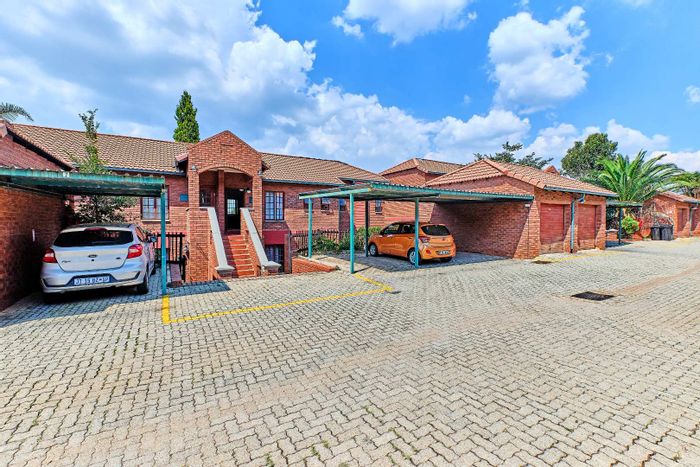Property #2091962, Apartment for sale in Constantia Kloof