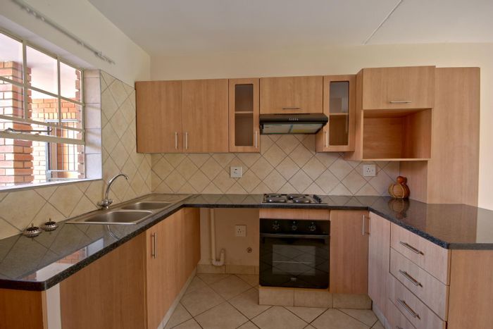 Property #2002519, Apartment rental monthly in Elarduspark