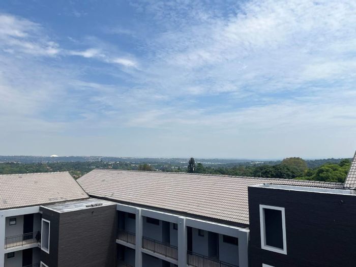 Ferndale Apartment To Rent: 1-bedroom, 24/7 security, eco-friendly features, and amenities.