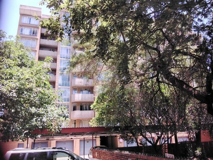 For Sale: Arcadia Apartment, 3 beds, 2 baths, lock-up garage, renovated, balcony.