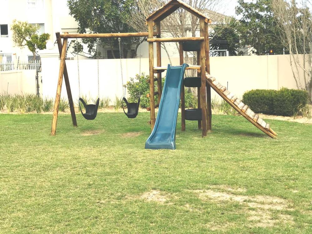 PLAY AREA