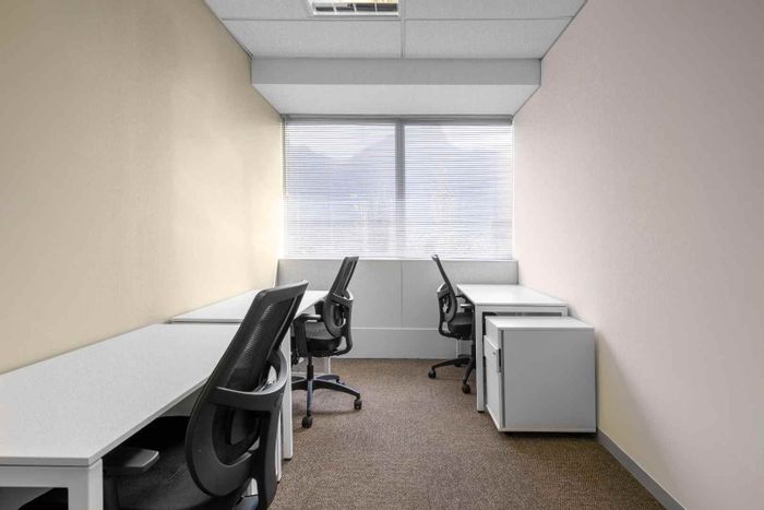 Office to Rent in Cape Town City Centre: Private space plus shared amenities.