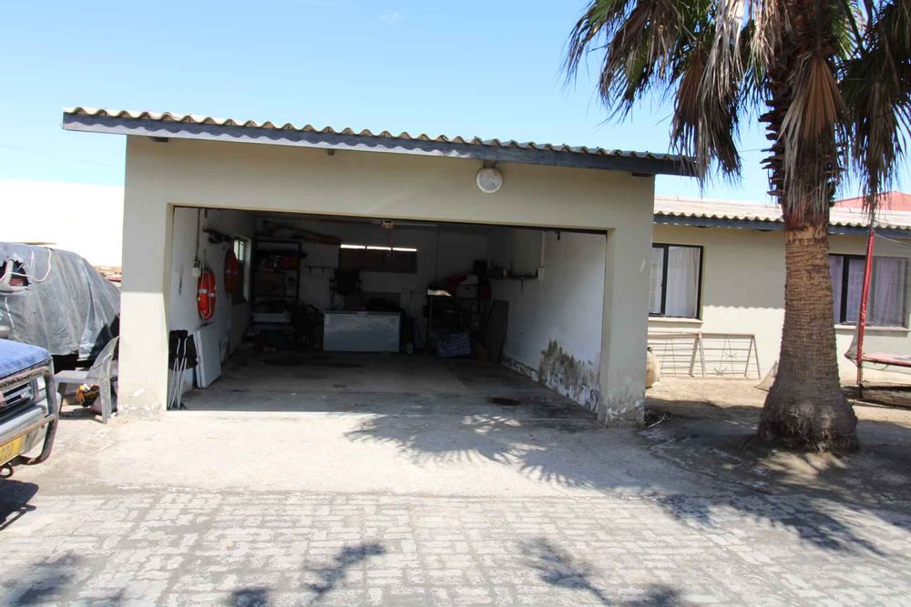 Double garage