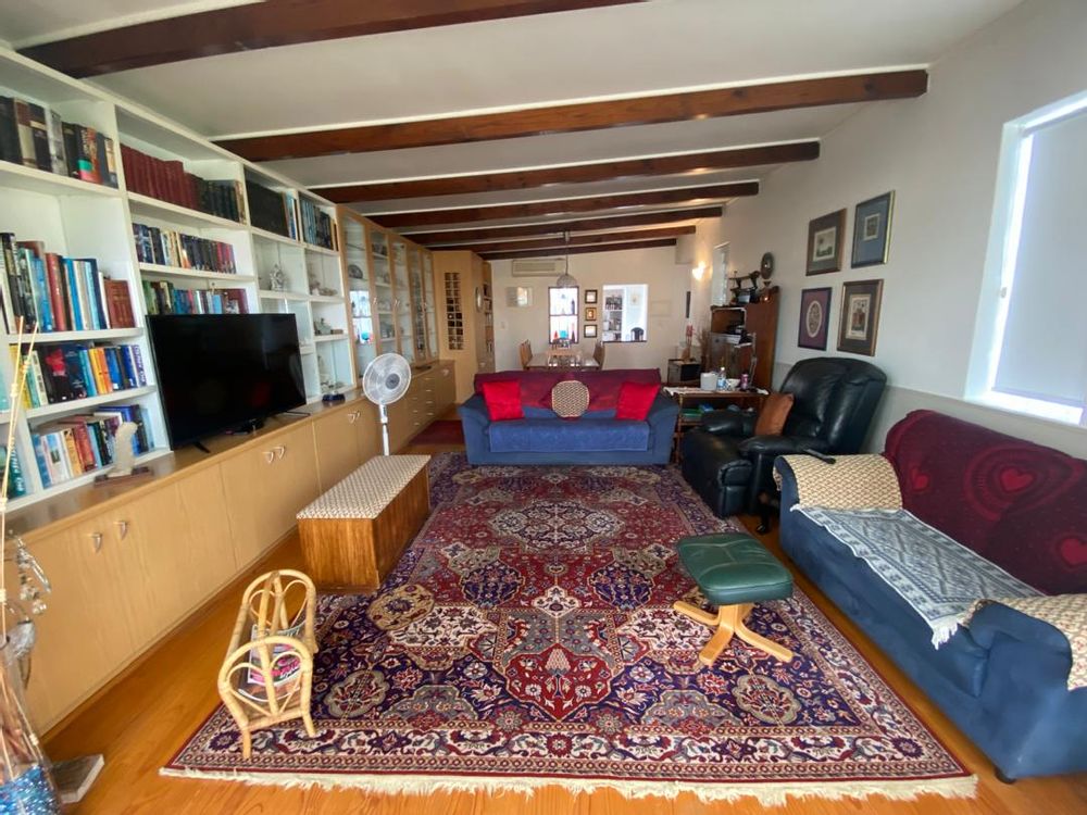 Lounge and dining room