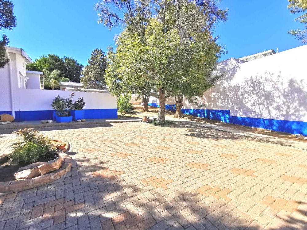 YARD WITH MEGA SPACE FOR PARKING OR FURTHER DEVELOPMENT