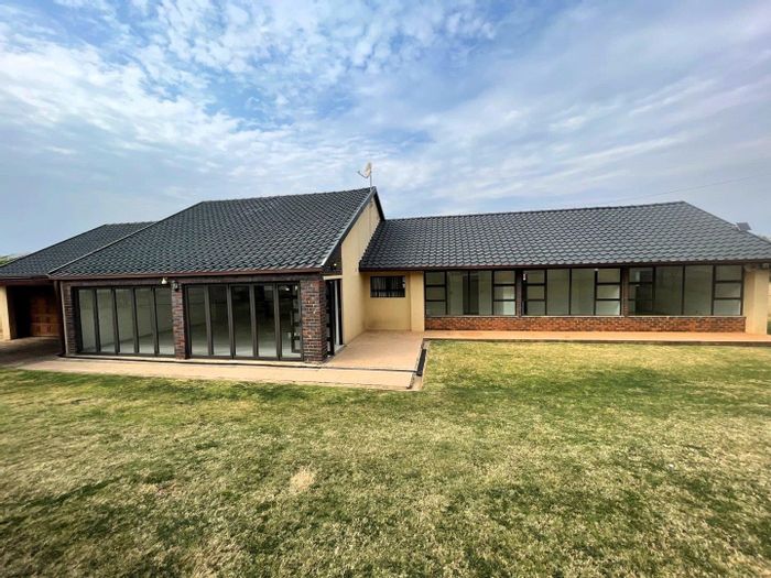 Property #2377220, House Rental Monthly in Florida Glen