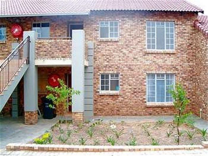 Property #1254159, Townhouse rental monthly in Theresapark