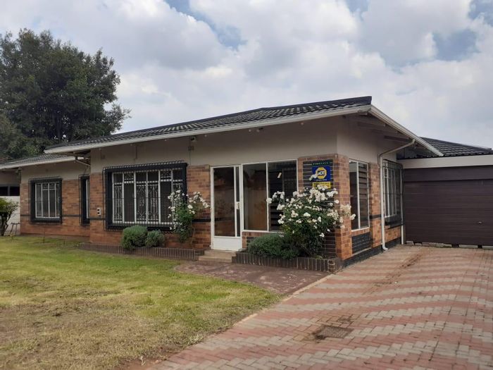 For Sale: 8-bedroom house in Kempton Park Central, ideal for residential or office use.