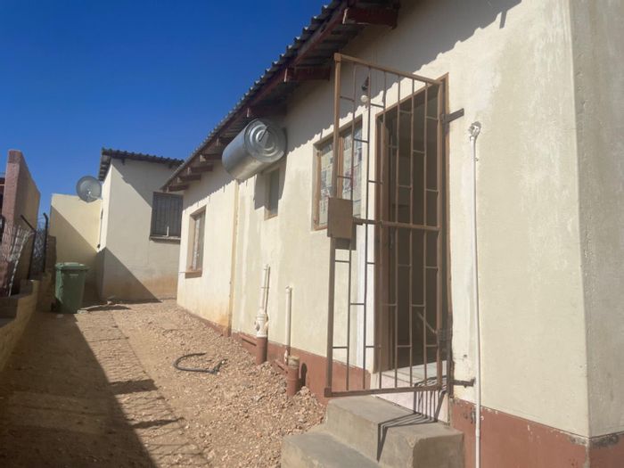 Property #2158075, House rental monthly in Katutura