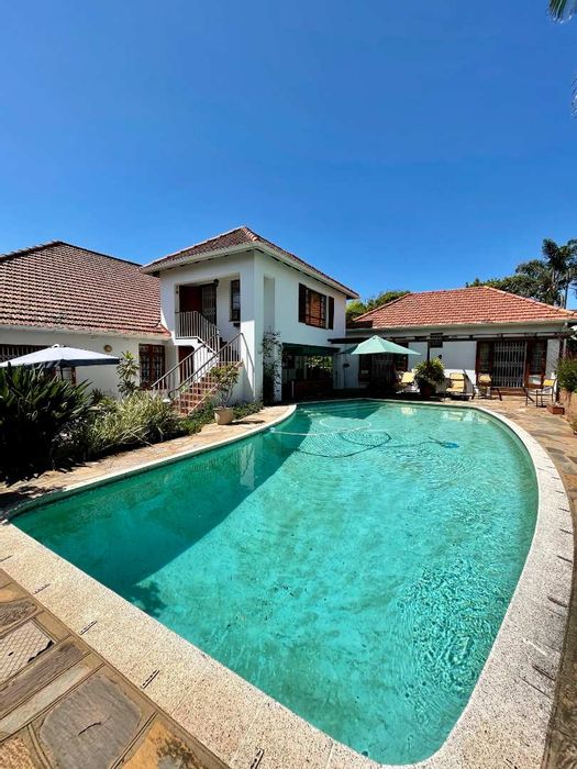 Spacious 6-Bedroom House For Sale in Durban North Central with Investment Potential!