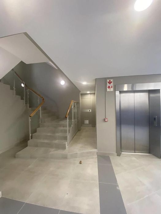 Property #2130650, Office rental monthly in Rondebosch