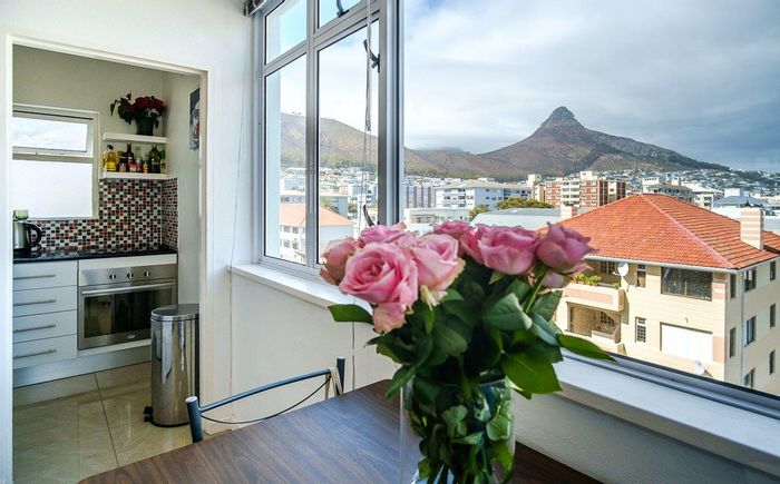 Property #2074033, Apartment sold in Sea Point