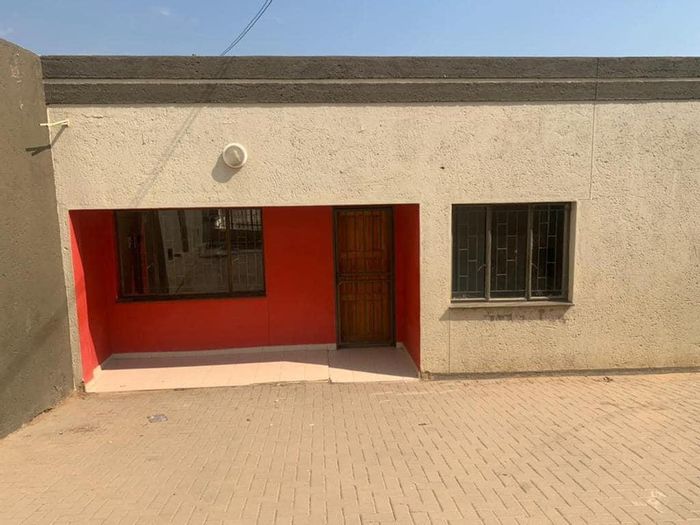 Property #2230840, House for sale in Katutura