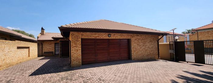 For Sale: Townhouse in New Redruth with 3 beds, double garage, and patio.