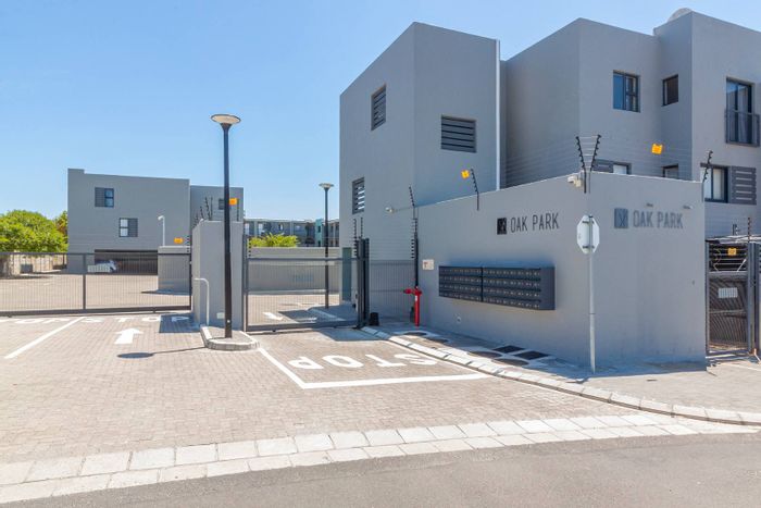 Groenvallei Apartment To Rent: 2 Bedrooms, secure parking, fibre-ready, near Bellville CBD.
