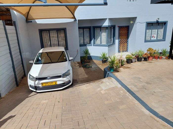 Acacia Houses for sale