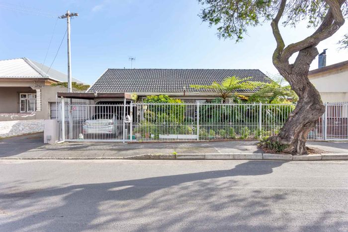 Versatile 3-Bed House with Separate Units For Sale in Goodwood Estate