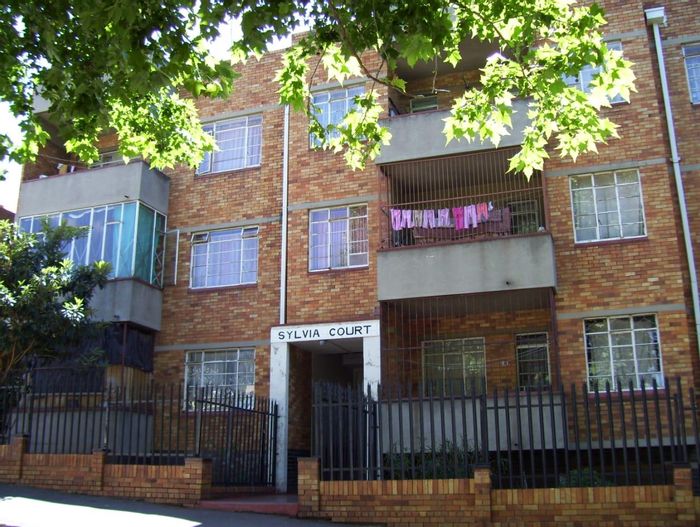 Property #2261902, Apartment for sale in Johannesburg Central