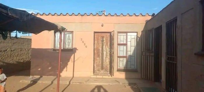 Spacious 3.5-Bedroom House in Fochville Central with Rental Potential—For Sale!