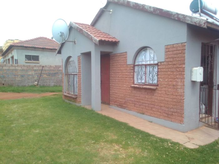 Property #2189012, House for sale in Vosloorus & Ext