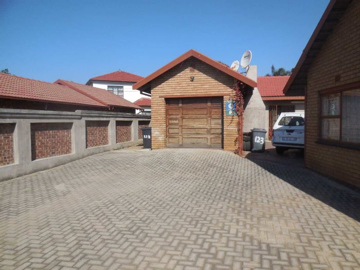 Property #2394025, House Rental Monthly in Lindo Park