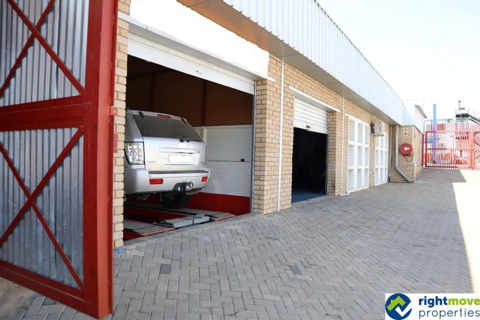 Property #2255942, Business for sale in Windhoek Central