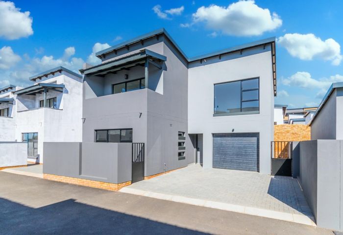 Property #2157806, Townhouse for sale in Noordheuwel