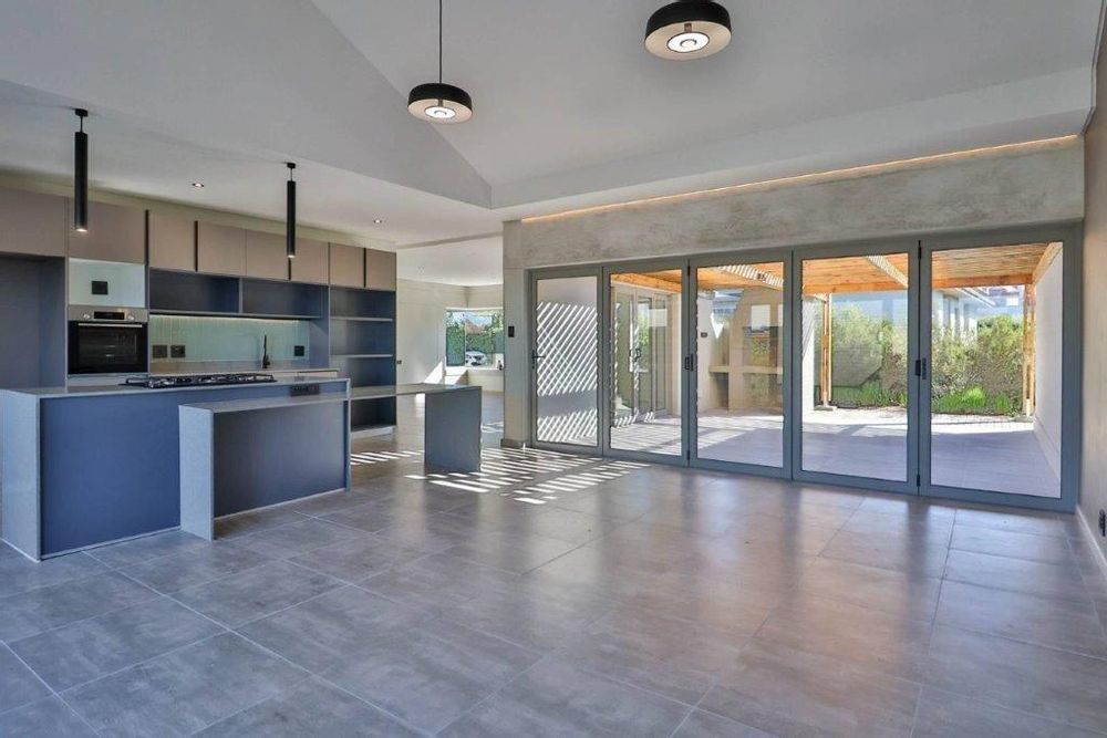 Open Plan Kitchen, Dining Room