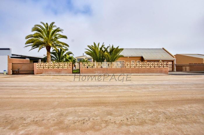 Property #2269548, House for sale in Swakopmund Ext 9