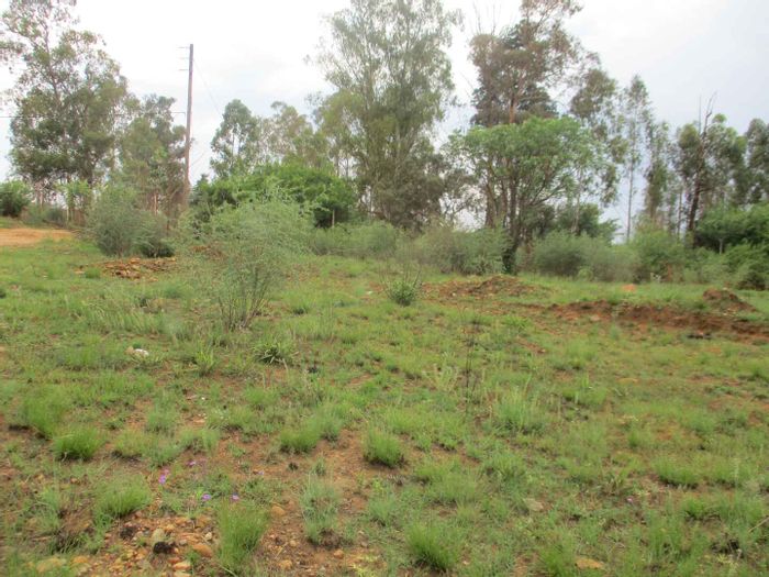 Vacant Residential Land for Sale in Henley On Klip, 4047 m², near amenities.