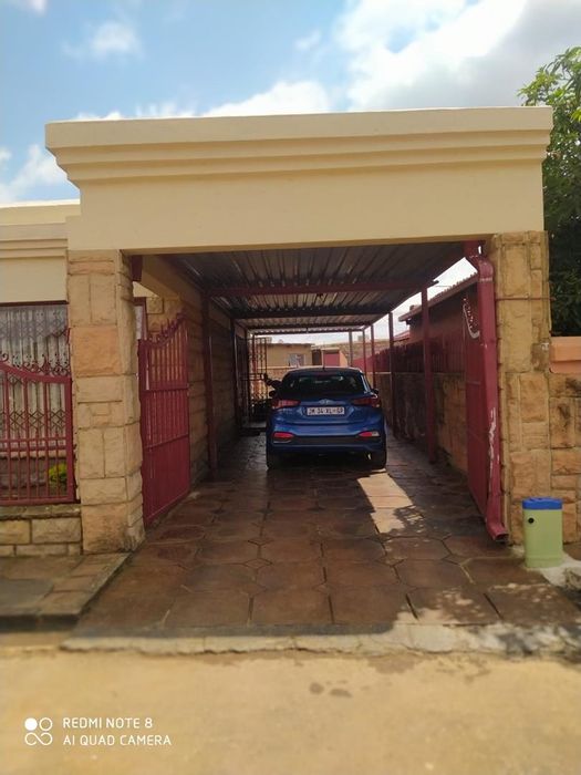 Property #2157110, House for sale in Mamelodi East