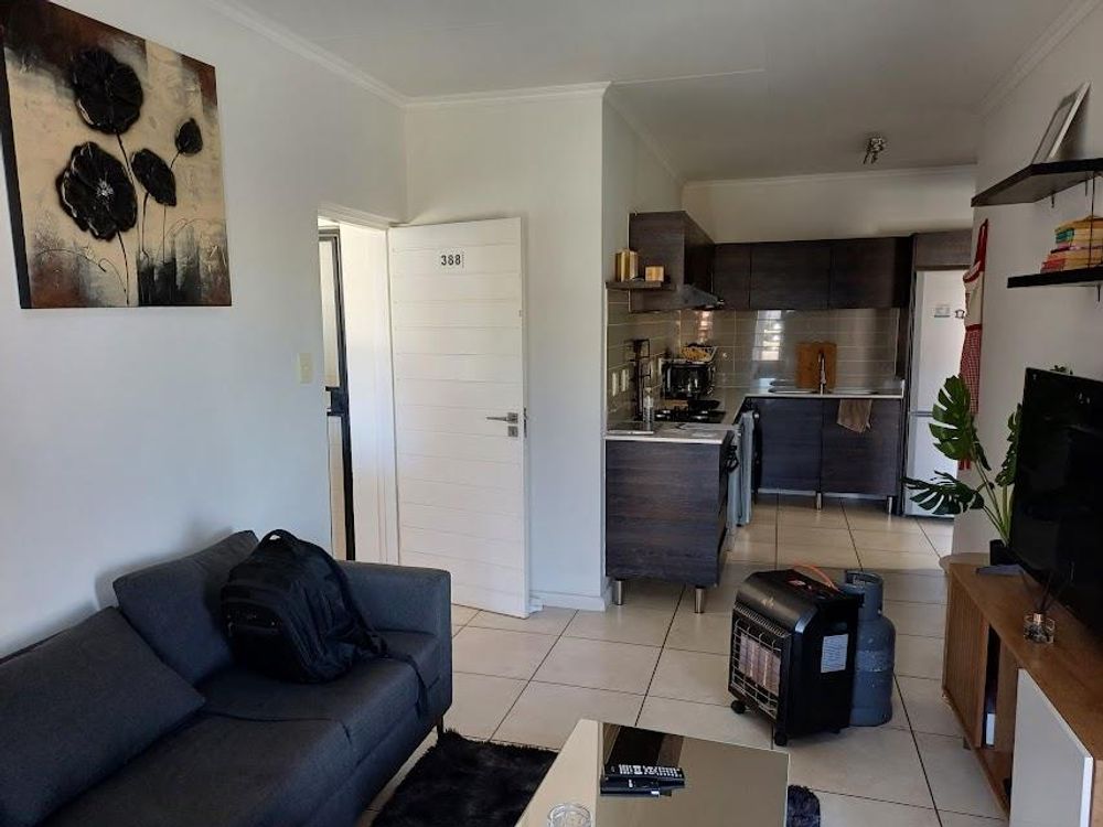 Open Plan Kitchen - Living Area