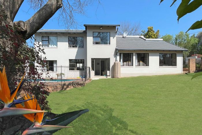 Fourways House For Sale: Spacious garden, pool, study, and secure estate living.