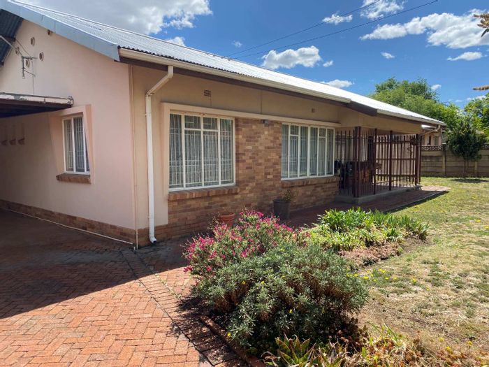Property #2067380, House sold in Bayswater