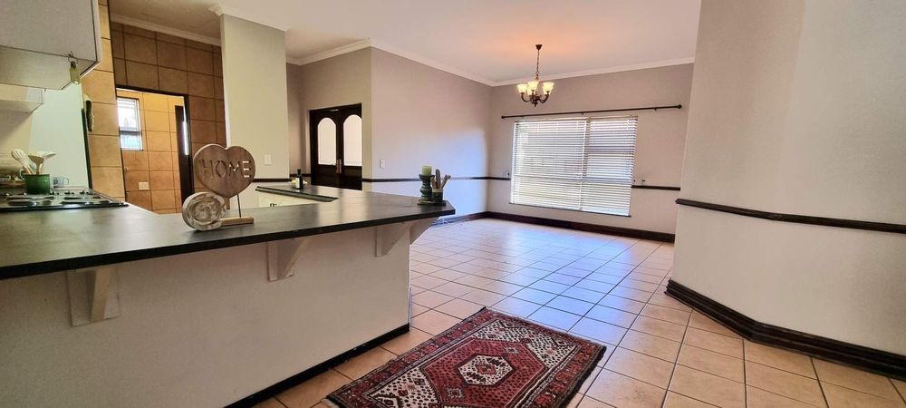 Beautiful spacious open plan