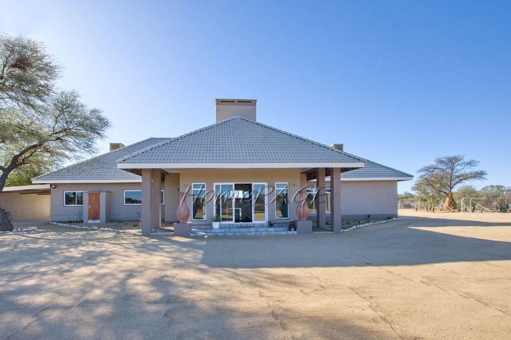 For Sale Omaruru Central Small Holding with Pool, Solar System, and