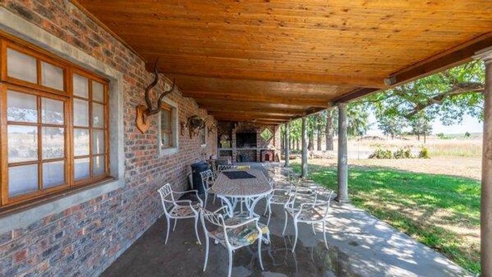 For Sale: 72-hectare business opportunity in Kalbaskraal Central with filming rights.