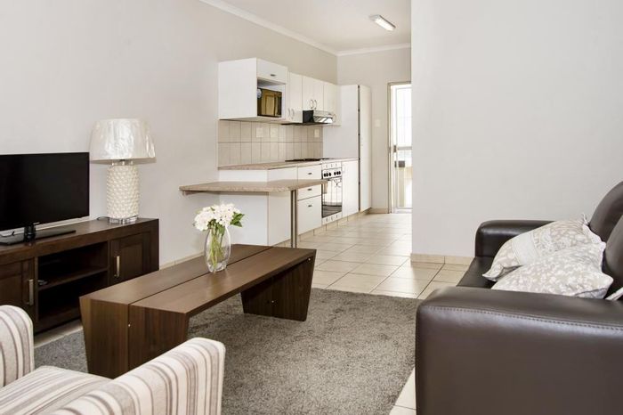 2-Bedroom Townhouse For Sale in Pioniers Park with Private Courtyard and Security.