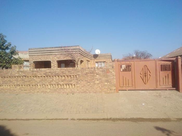 Property #2268197, House for sale in Mamelodi