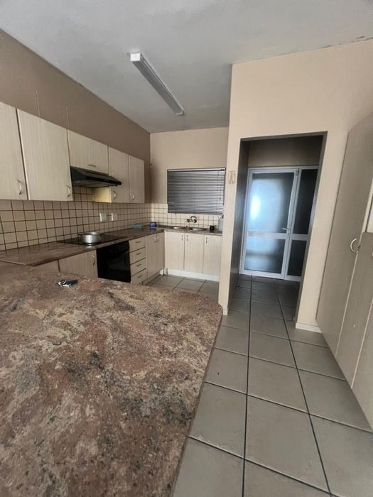 Property #2210833, Townhouse for sale in Klein Windhoek