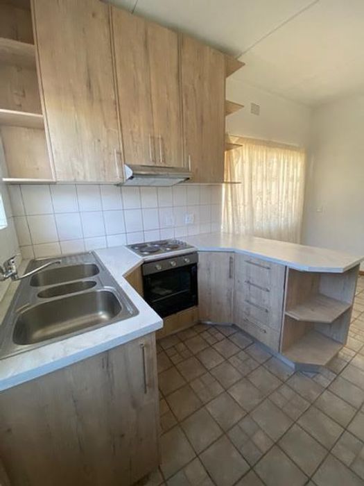 Property #2232357, House rental monthly in Windhoek West