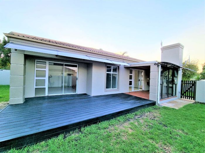 Property #2151973, Townhouse rental monthly in Kleinbron Estate