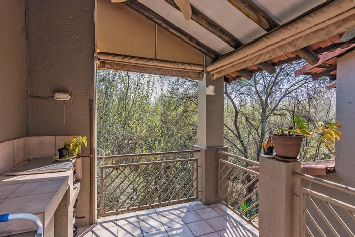 Property #2057176, Apartment for sale in Fourways