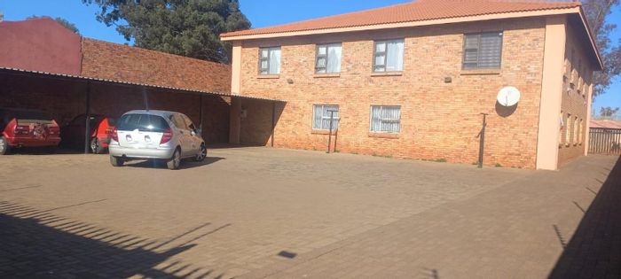 Property #2175830, Apartment for sale in Lenasia Ext 13
